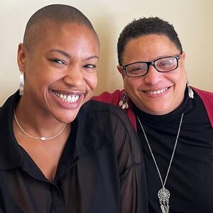 230525-Johnson-Foster-Family-tease_b68fat