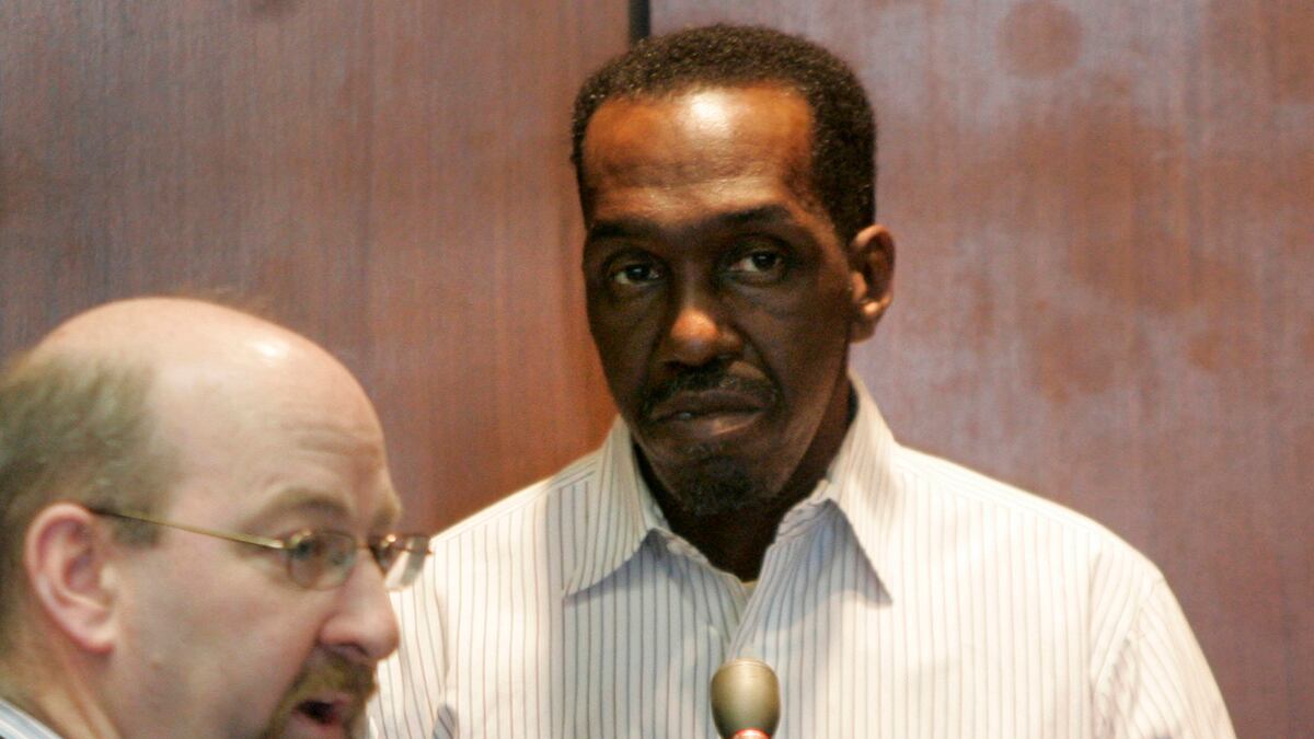 cheats/2011/08/30/man-pleads-guilty-to-1978-killing/philander-hampton-cheat_tllayo