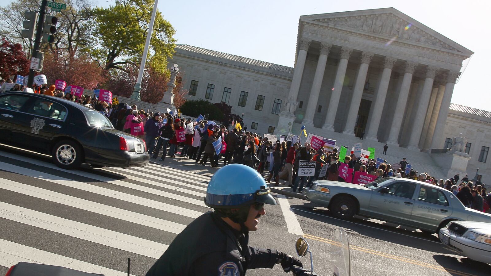 articles/2012/03/27/readers-strongly-support-the-individual-mandate-though-judges-today-weren-t-so-eager/141956738_ecrgdl