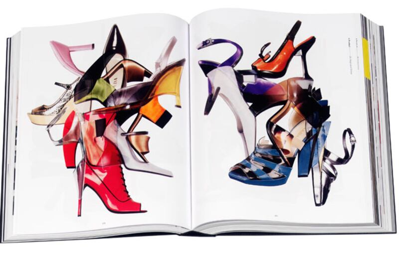 galleries/2009/11/17/prada-creativity-modernity-innovation/hg--prada-2_w3k0eb