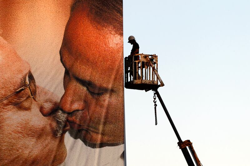 galleries/2011/10/27/photo-of-the-day/photo-the-day-111128-02_ouiolw