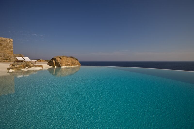 galleries/2013/03/08/omg-i-want-this-house-mykonos-photos/130307-omg-greece20_a08orp
