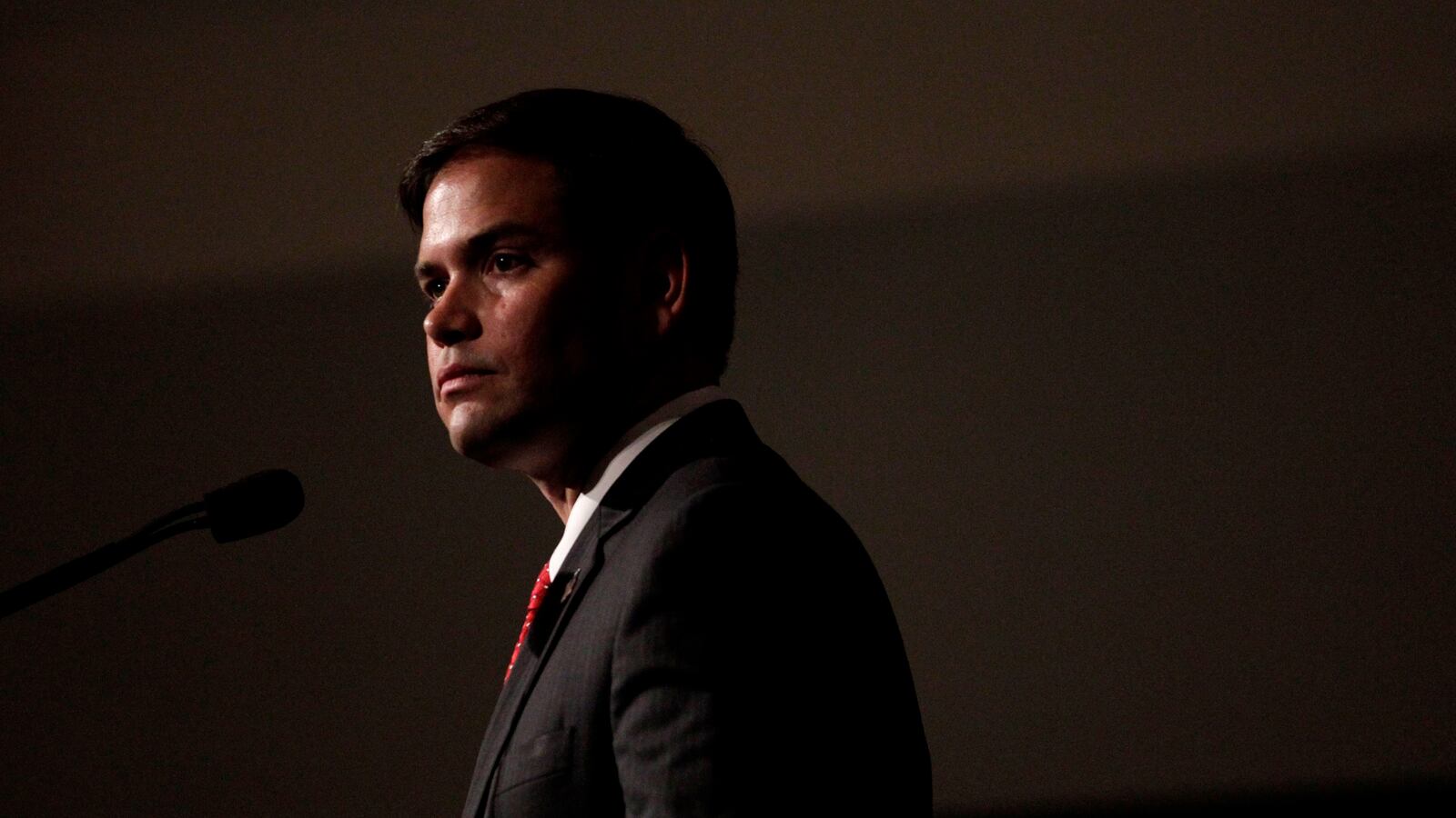 articles/2013/02/12/marco-rubio-and-the-state-of-the-union-response-speech-curse/130211-cottle-rubio-tease_e5absg