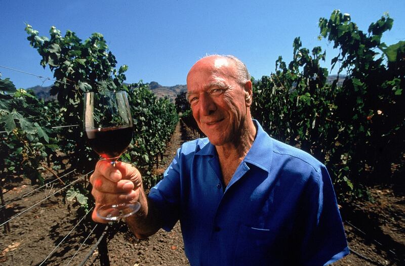 220108-wine-wars-embed-3_dcfy63