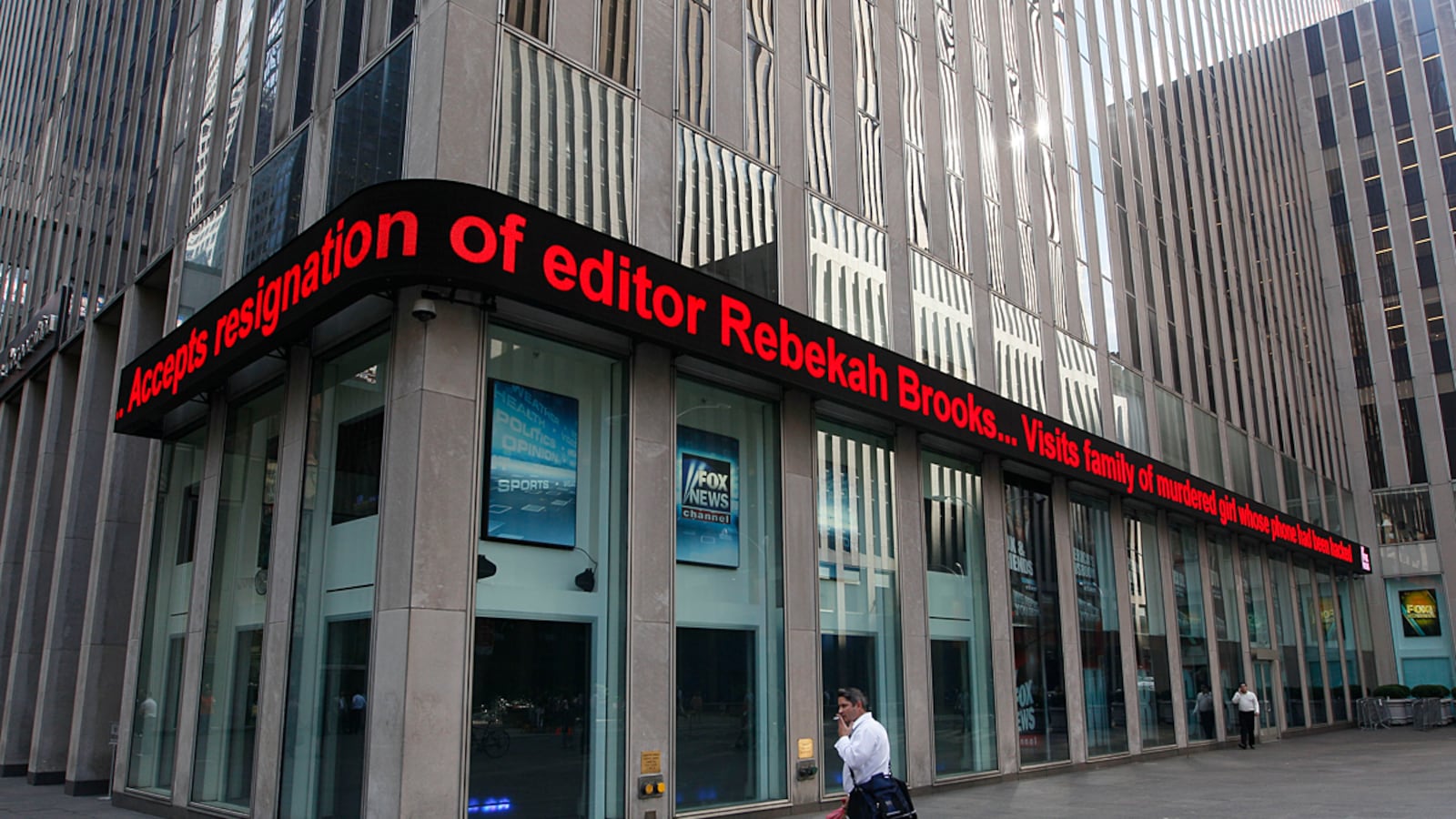 articles/2011/07/19/rupert-murdoch-s-american-lawbreaking-how-he-could-be-prosecuted/news-corp-prosecution-tomasky_wzcqwf