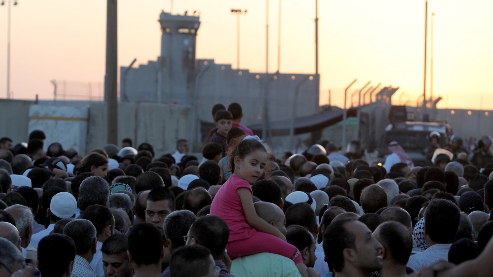 articles/2013/04/23/israeli-politician-takes-to-facebook-to-fight-for-palestinian-access/qalandia-openz_ht1lvx