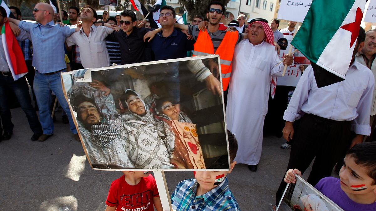 cheats/2011/10/15/syrian-forces-kill-funeral-mourners/syria-deaths-cheat_zzkumh