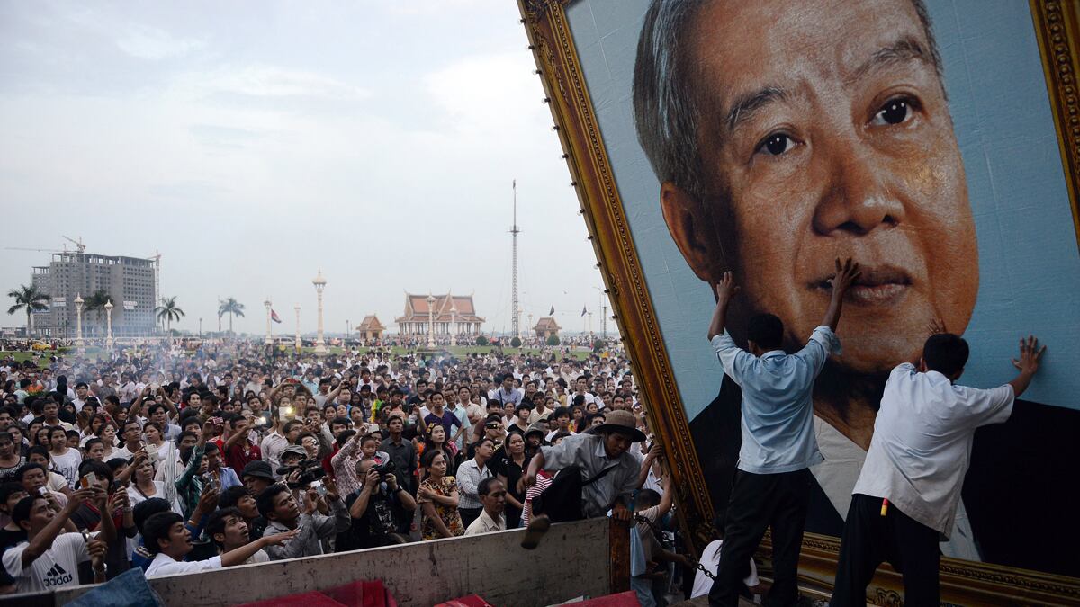 cheats/2012/10/17/cambodian-king-s-body-returns-home/cambodian-king-dead-cheat_ic8xan