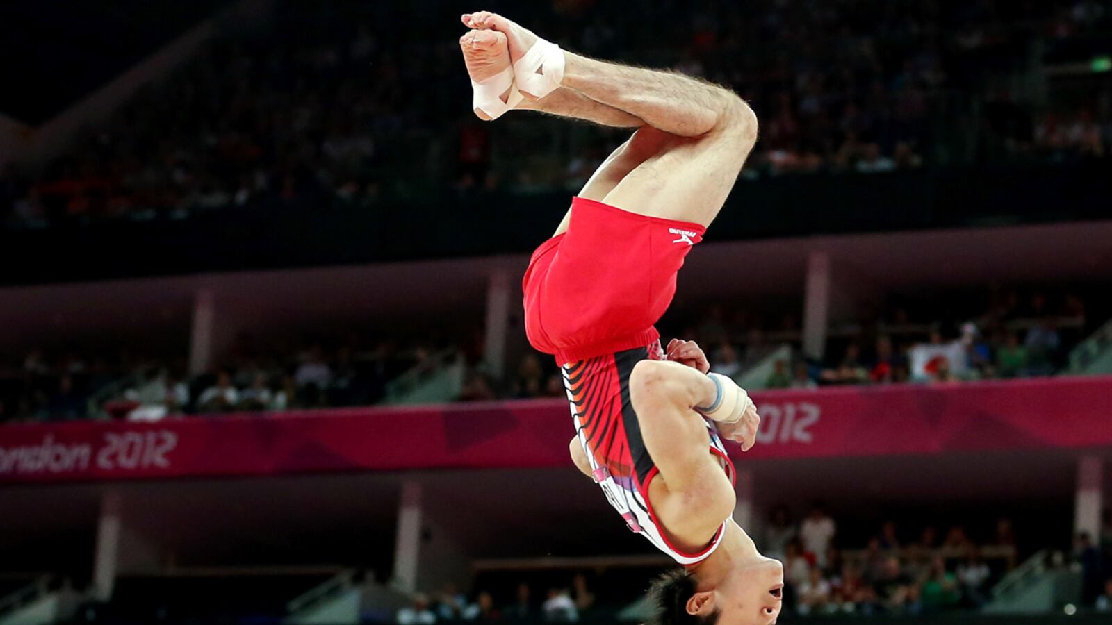 cheats/2012/08/01/japan-s-superman-gymnast-favored/japan-kohei-uchimura_nqjyne