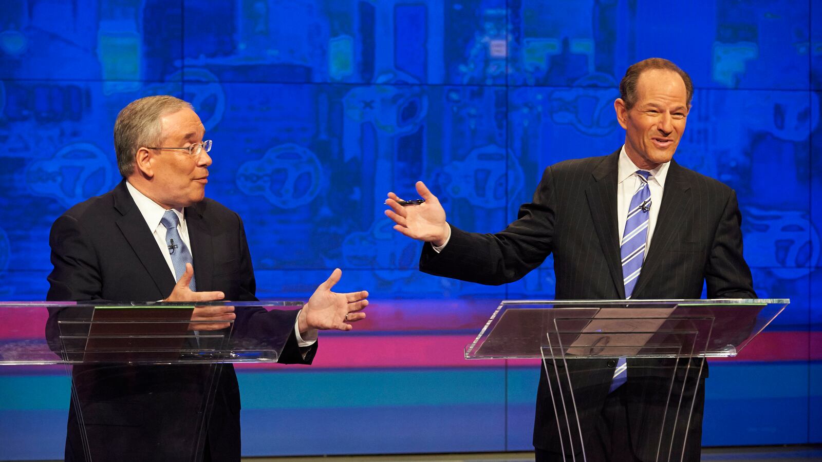 cheats/2013/08/18/ny-papers-endorse-stringer/130818-Spitzer-Stringer-cheat_jqjazi