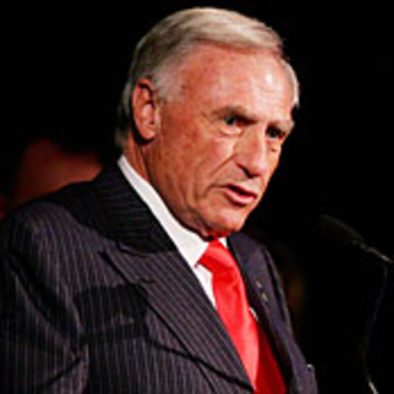 articles/2010/07/18/leslie-h-gelb-talks-to-veterans-leader-about-troops-with-ptsd/gelb-veteran-neglect_114380_caqe7r