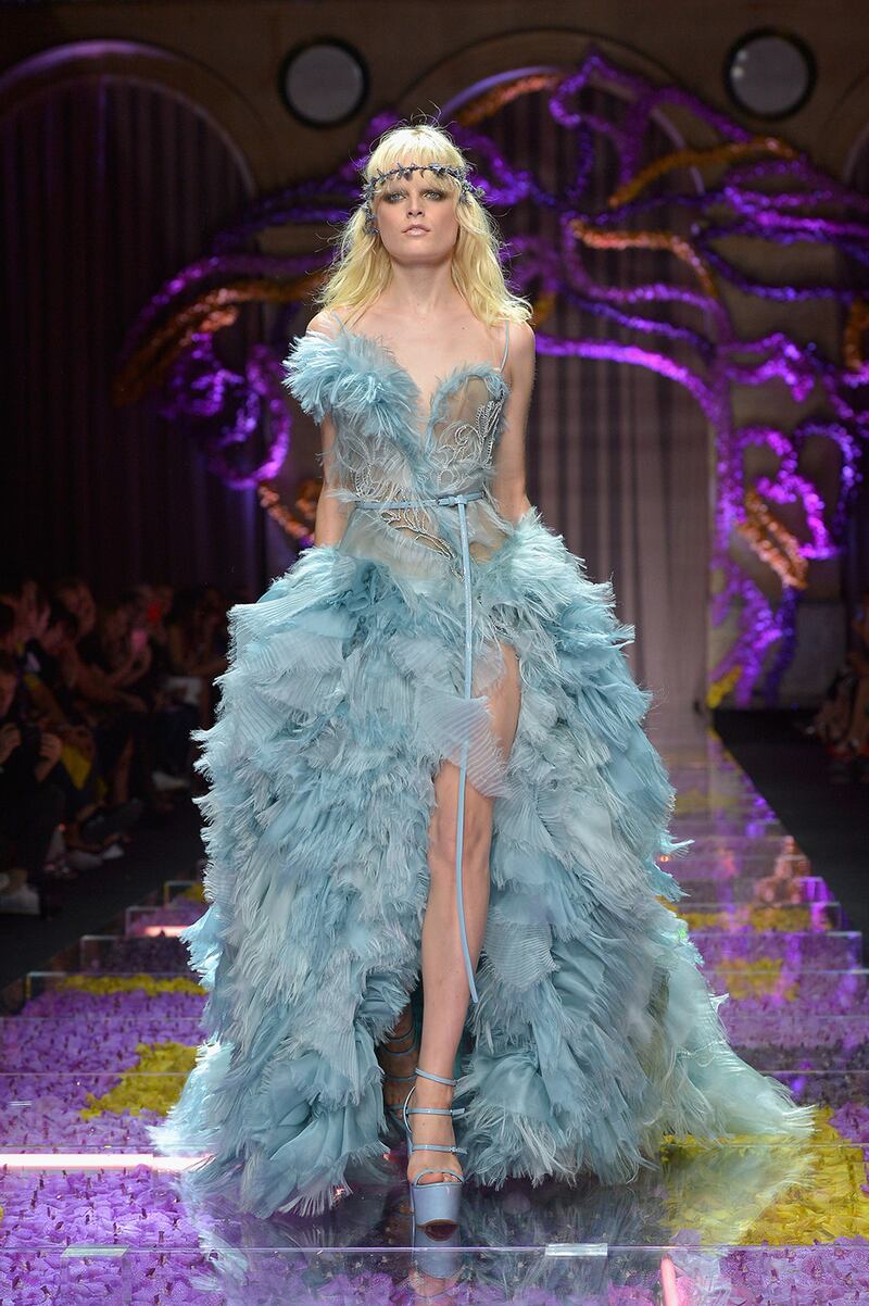 galleries/2015/07/10/the-craziest-looks-from-couture-week/150709-couture-10_ta96rs