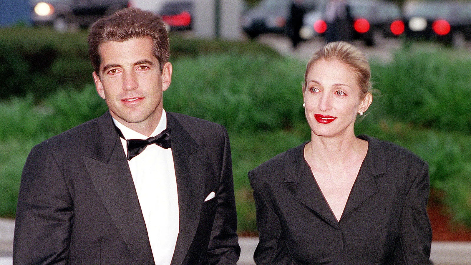 John F. Kennedy, Jr. and his wife Carolyn Bessette-Kennedy at the annual John F. Kennedy Library Foundation dinner and Profiles in Courage awards in 1999