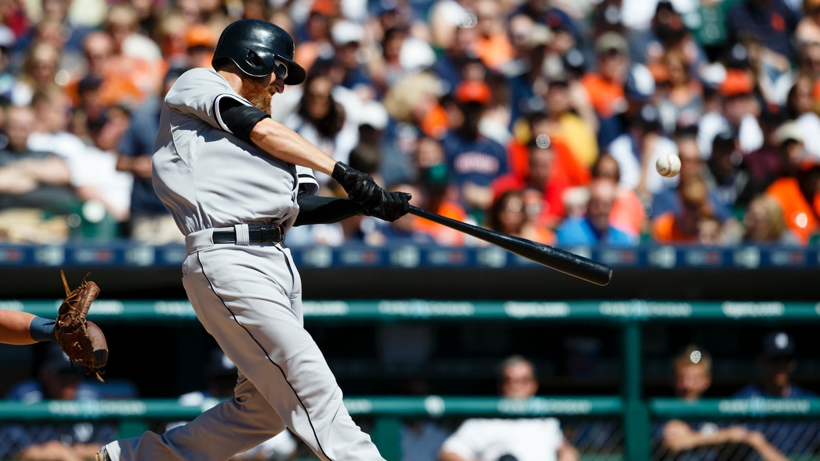 cheats/2016/03/17/adam-laroche-retired-because-white-sox-took-issue-with-his-son/160317-adam-laroche-cheat_agh76a