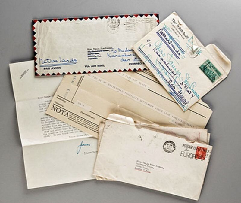 galleries/2009/12/09/audrey-hepburn-auction/audrey-hepburn-8_fzfuar