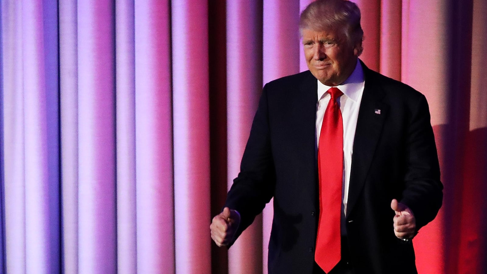 181015-lewis-trump-tease_rzihu2