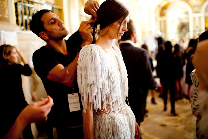 galleries/2011/09/14/marchesa-spring-summer-2012-new-york-fashion-week-backstage-photos/marchesa-kevin-tachman-10_ptdsno