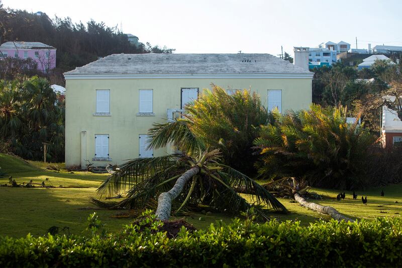 galleries/2014/10/19/hurricane-gonzalo-bearing-down-on-bermuda-photos/141019-gonzalo-6_uv6dtd