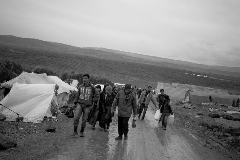 galleries/2013/01/09/photos-from-atima-a-syrian-refugee-camp-on-the-turkish-border/syrian-refugees-Atima-sayman-gallery-05_vpzldl