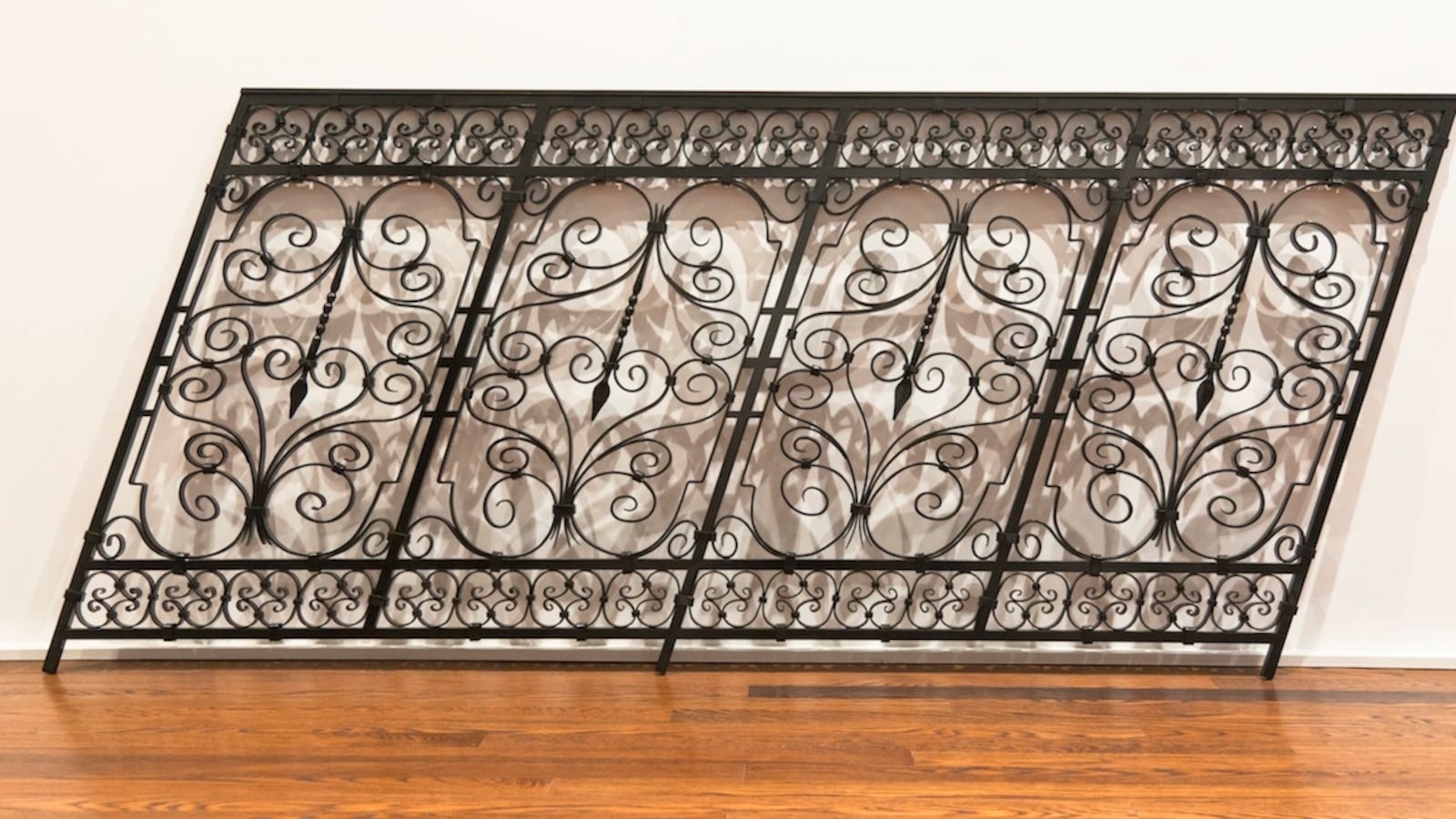 articles/2012/05/02/marc-ganzglass-at-hauser-and-wirth-is-the-daily-pic-by-blake-gopnik/railing-daily-pic_zdpdra