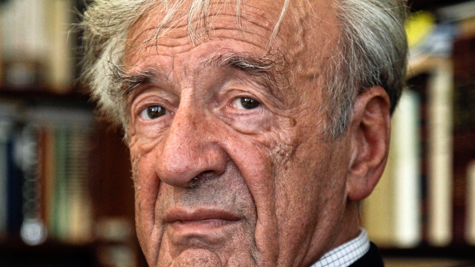 articles/2016/07/03/my-last-night-with-elie-wiesel/160703-elie-wiesel-tease2_ecsy4a