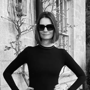 In my Sylva top, Saddlehugger breeches, Ariat riding boots, and Kate Spade sunglasses, about to set off for a ride. The belt is from a store in Provence.