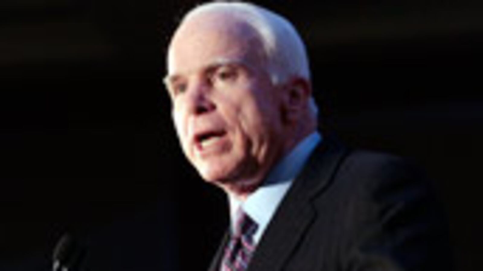 articles/2009/02/02/mccains-new-plot/avlon-mccain_12621_c1ptwz
