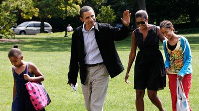 cheats/2009/09/07/obama-loses-white-voters/obama-family_lqcha6