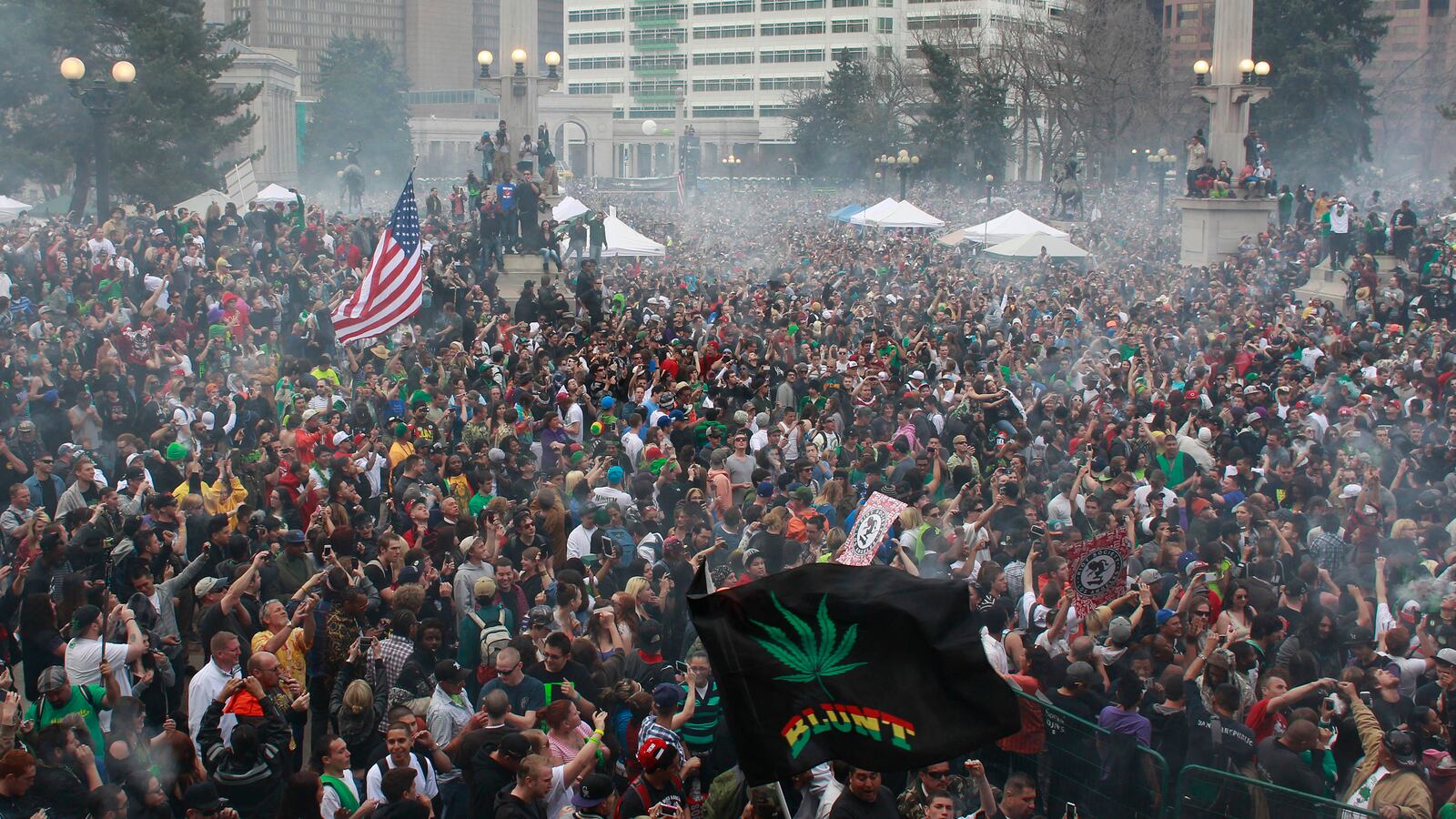 cheats/2013/04/21/three-injured-at-denver-4-20-rally/130421-denver-420-shooting-cheat_cai6tq