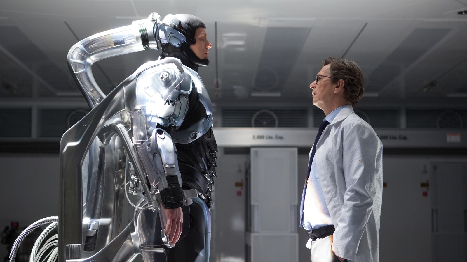 articles/2014/02/16/inside-mgm-s-surprising-turnaround-robocop-bond-and-the-hobbit/140216-robocop-thewrap-tease_lvzkmw