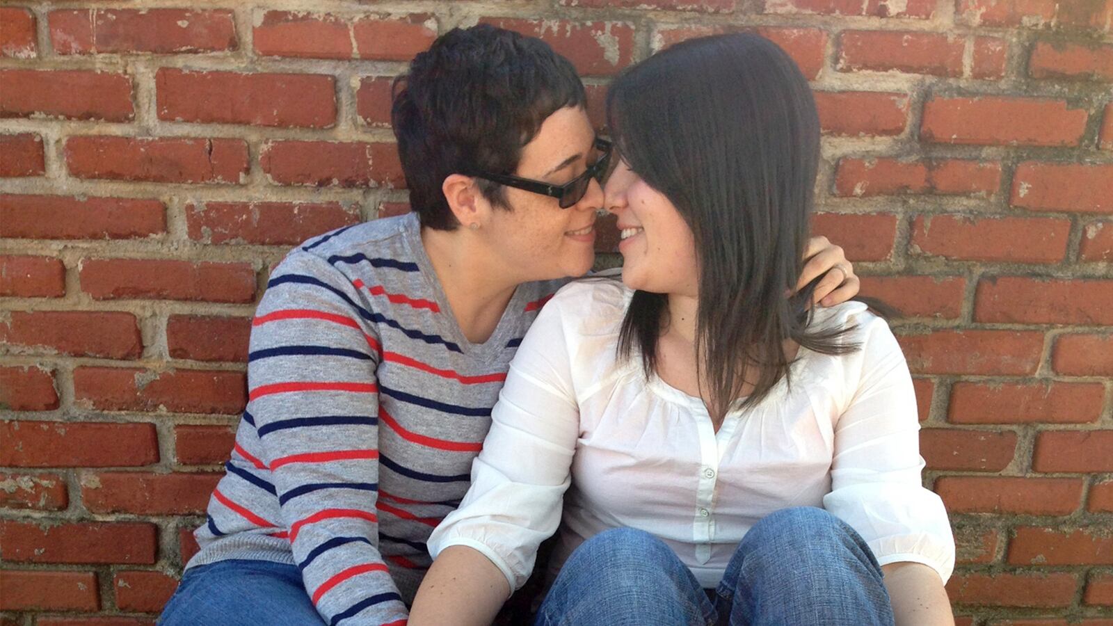 articles/2015/04/02/a-gay-woman-fights-back-in-arkansas/150401-potts-arkansas-woman-tease_n0vydn