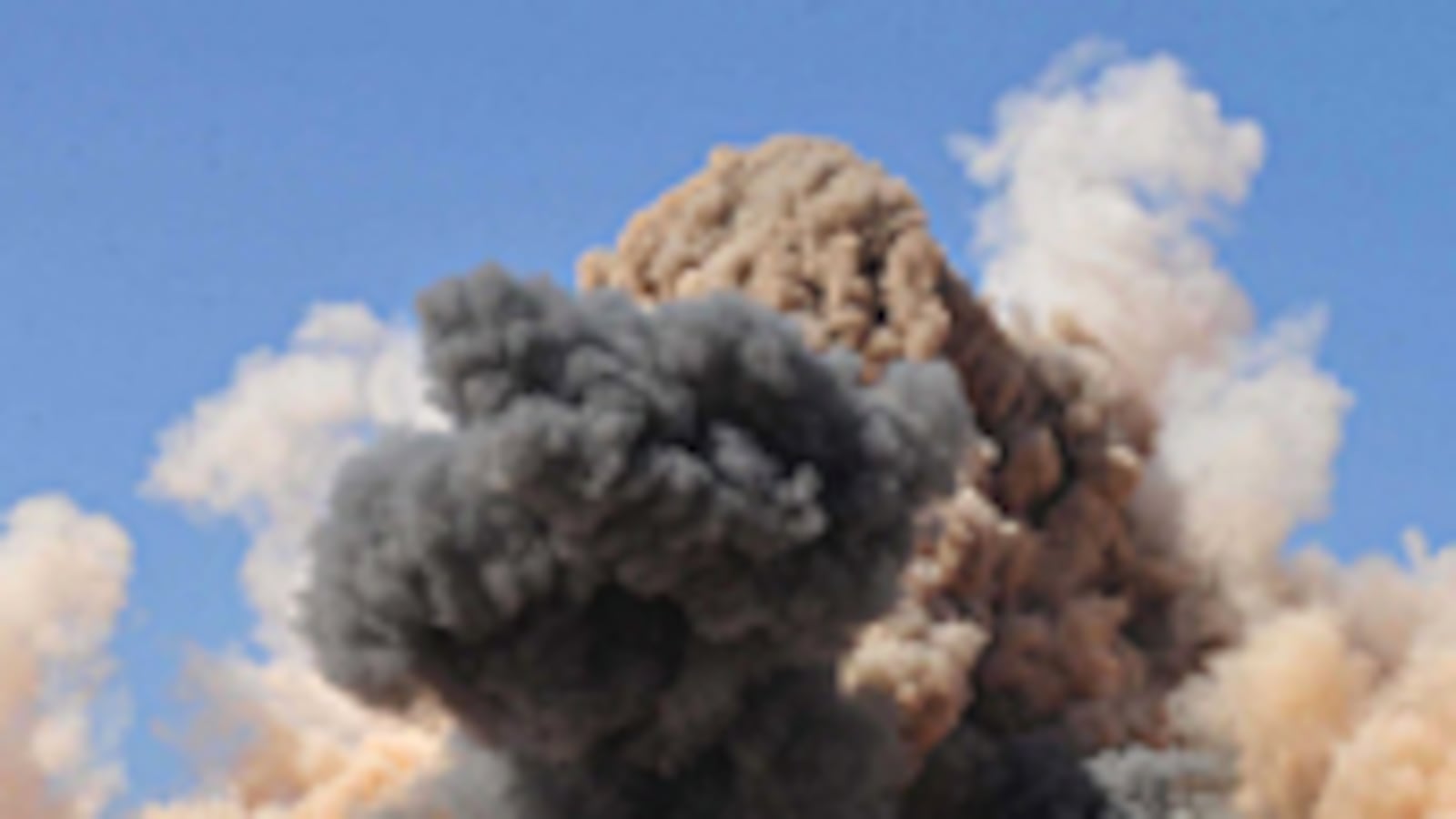 articles/2011/03/16/libyas-neighbors-have-the-air-power-to-impose-no-fly-zone-themselves/gelb-libya-fighting_166892_hxbgpa