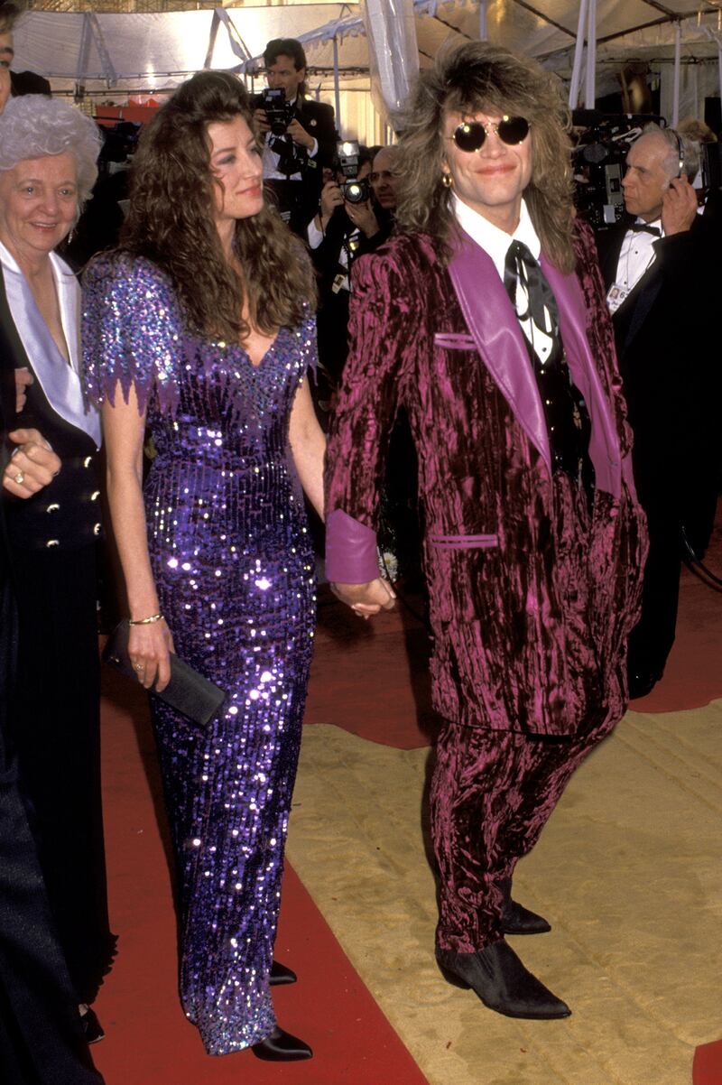 galleries/2014/03/01/craziest-dresses-in-oscar-history-photos/oscar-dresses-jovi_kckdol