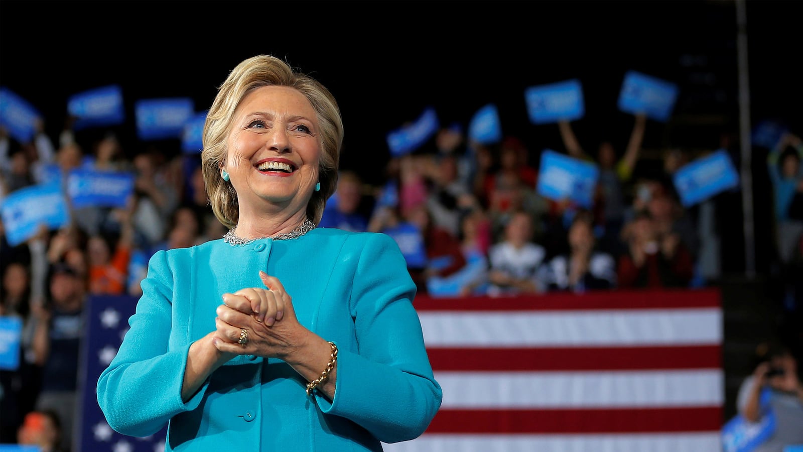 articles/2016/11/07/i-was-with-bernie-till-the-end-now-we-all-must-vote-hillary/161106-Curry-Bernie-hillary--tease_add902