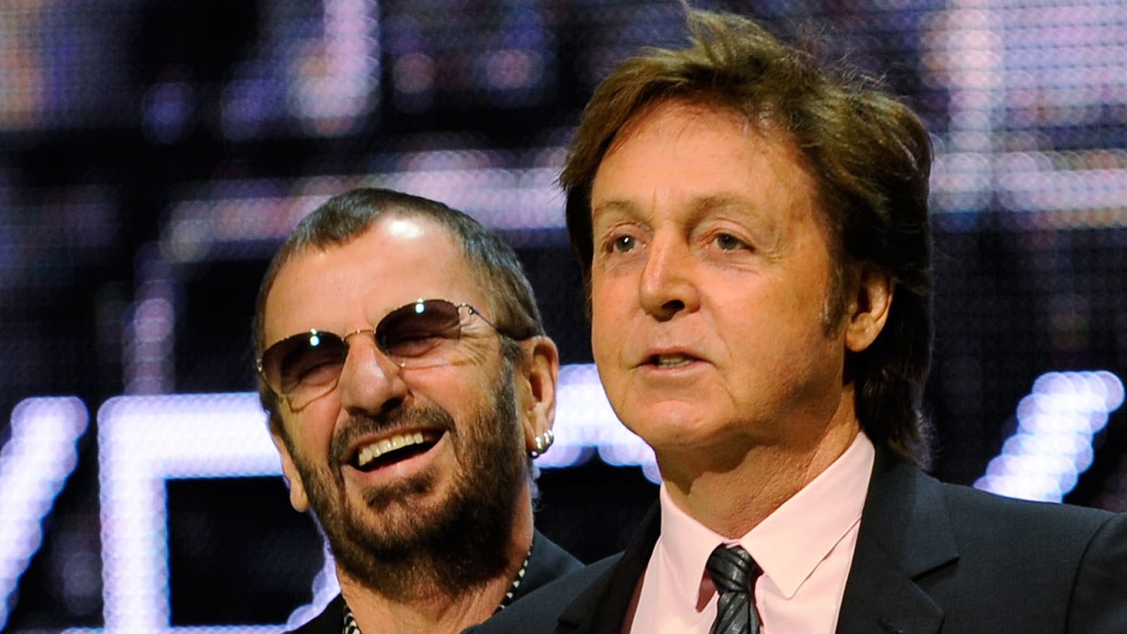 cheats/2014/01/15/paul-and-ringo-to-reunite/140115-ringo-paul-cheat_r1vbds