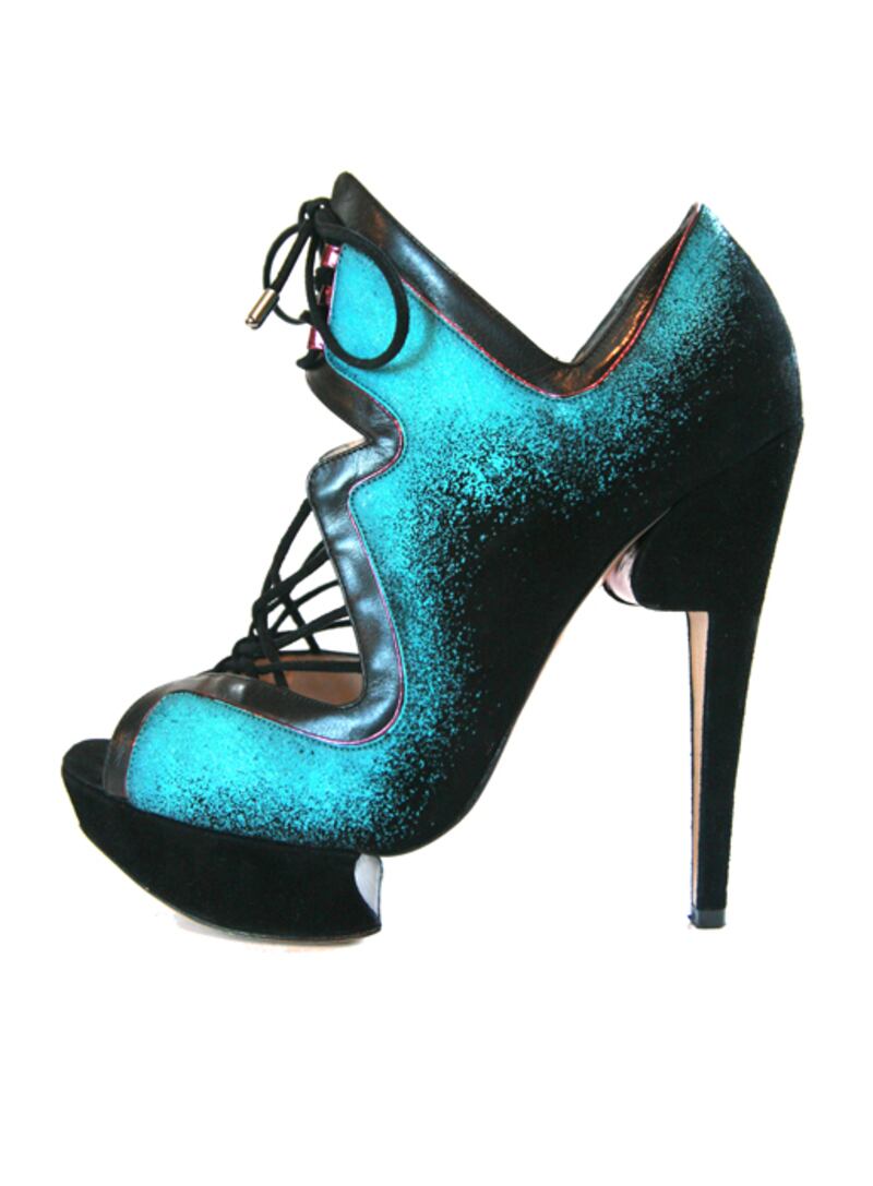 galleries/2010/10/08/killer-heels/high-heels---nicholas-kirkwood_pcfiwv