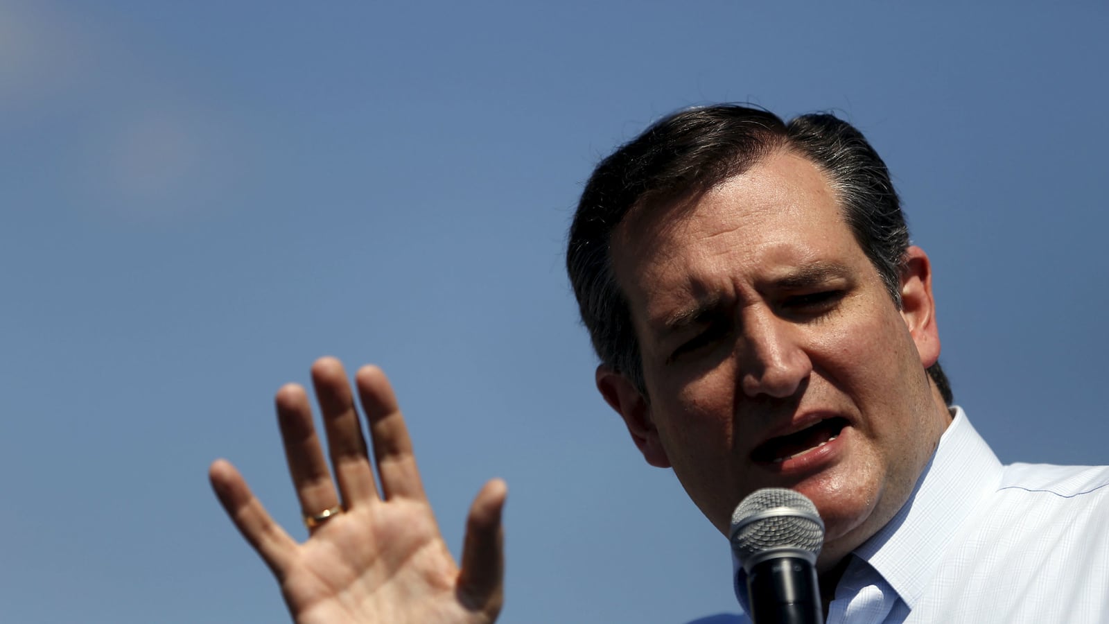cheats/2016/04/24/cruz-teams-up-with-kasich-to-beat-trump/160424-ted-cruz-indiania-kasich-cheat_eow6i5