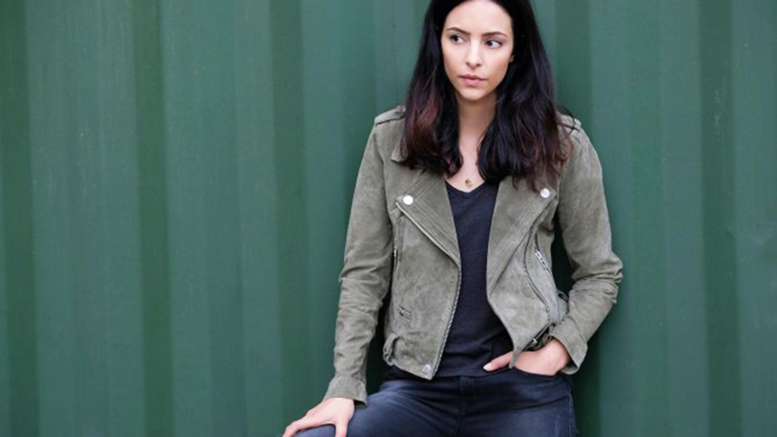 171023-dean-muslim-superhero-tease_rq4jbj