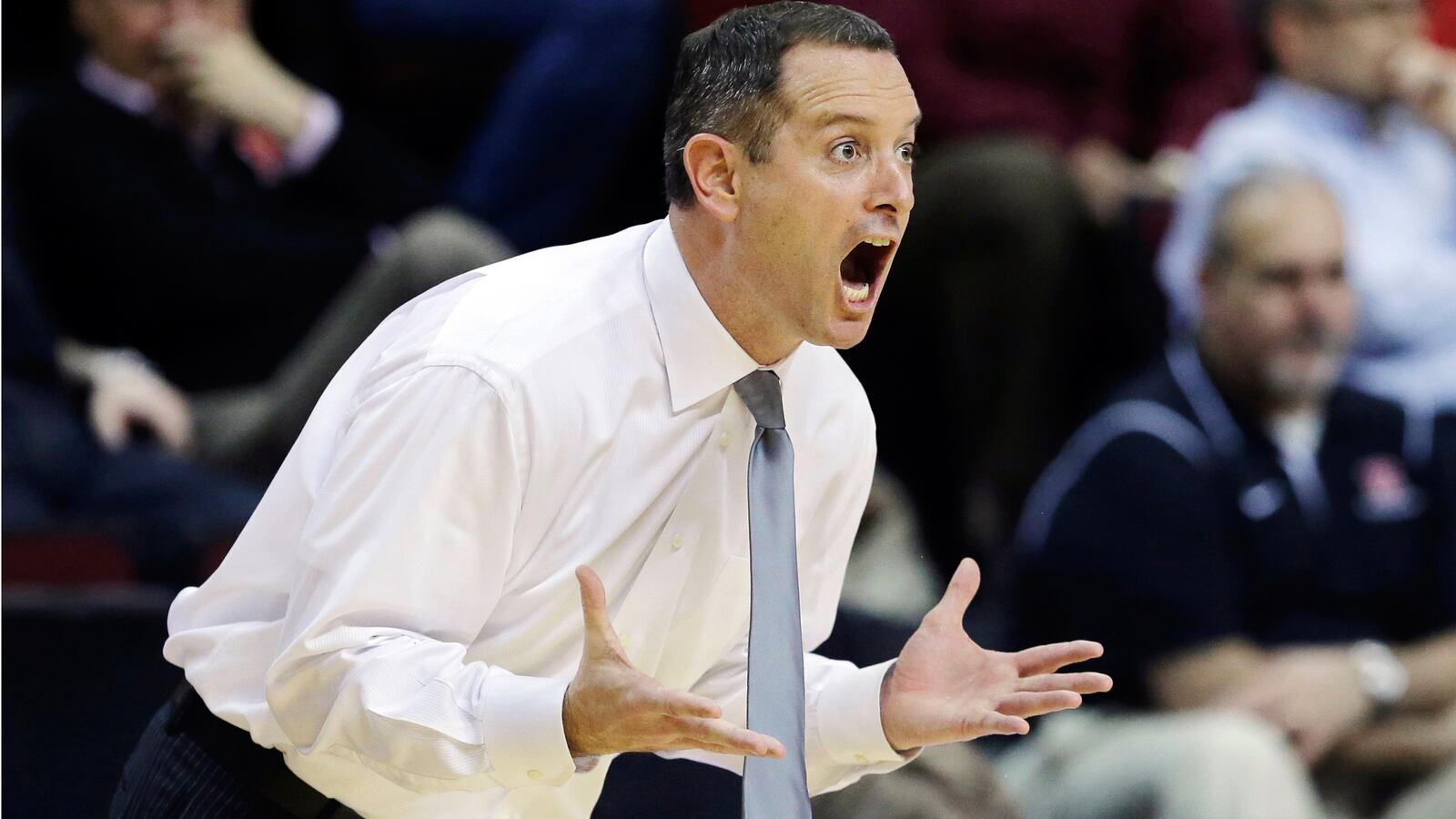 articles/2013/04/04/rutgers-athletes-stay-silent-on-mike-rice/130403-mike-rice-tease_gk6seu
