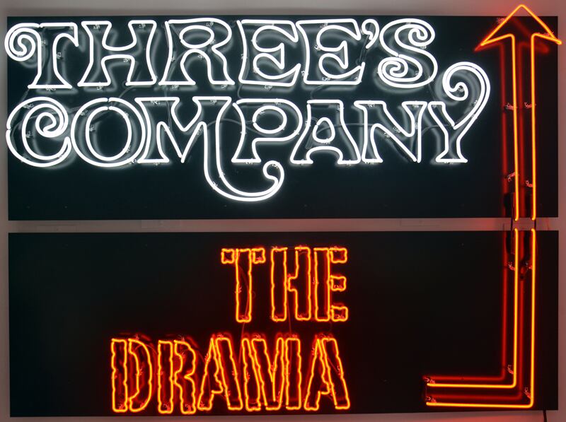 galleries/2011/08/11/james-franco-art-show-photos/james-franco05_lxcqx9