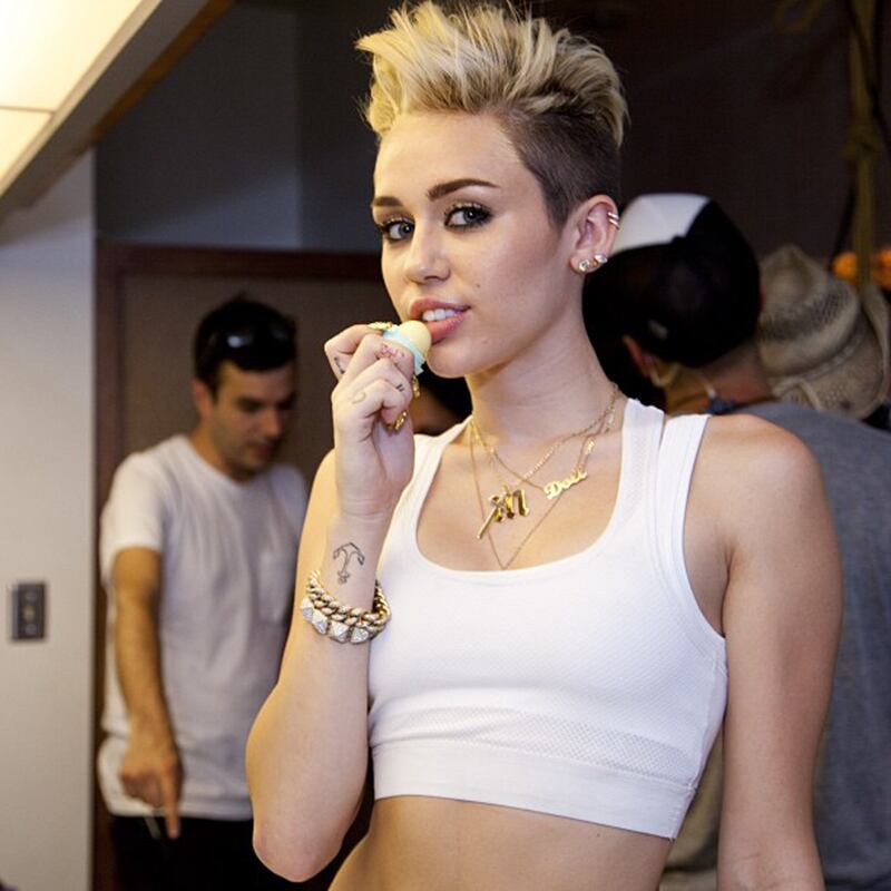 galleries/2013/08/09/beyonce-miley-rihanna-and-more-stars-with-pixie-cuts-photos/130808-short-hair-miley_qlew4t