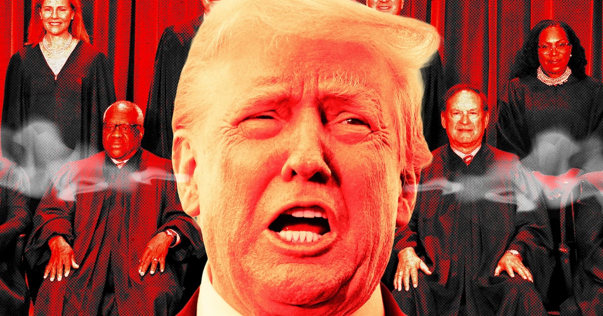 Trump Stuns Governors With Foul-Mouthed Rant at SCOTUS