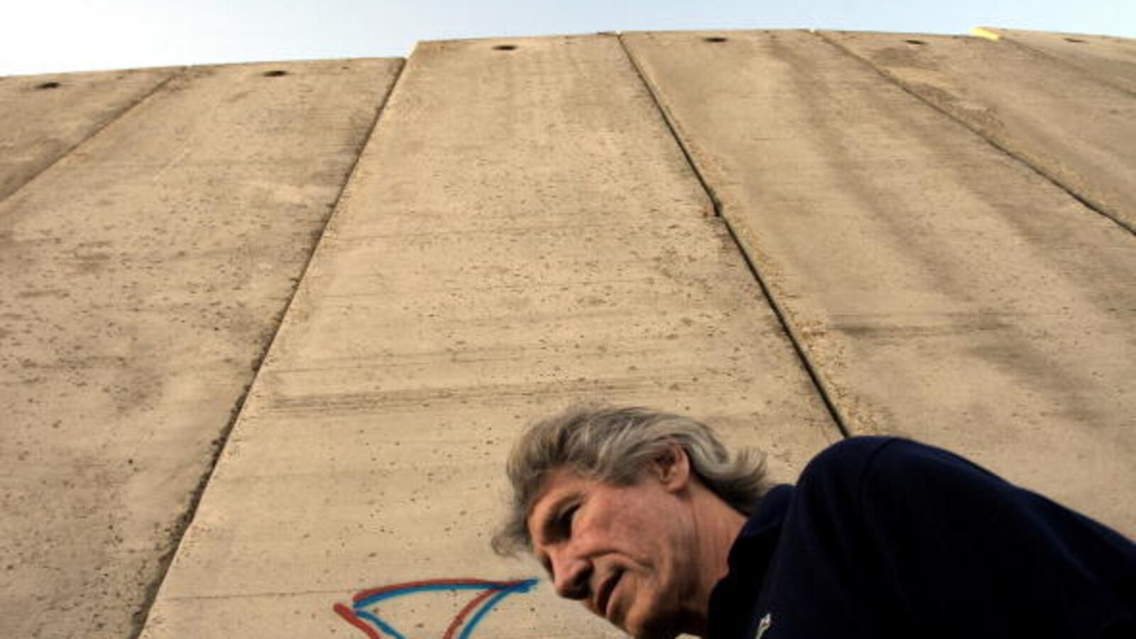 articles/2012/10/09/preaching-to-the-converted/waters-wall-openz_zzdjyn