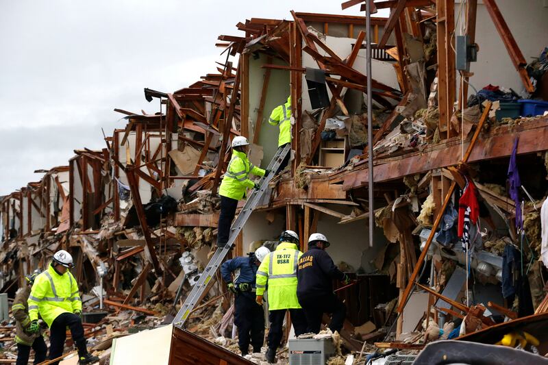 galleries/2013/04/18/fertilizer-plant-explosion-rocks-west-texas/plant-explosion-11_rpigcb