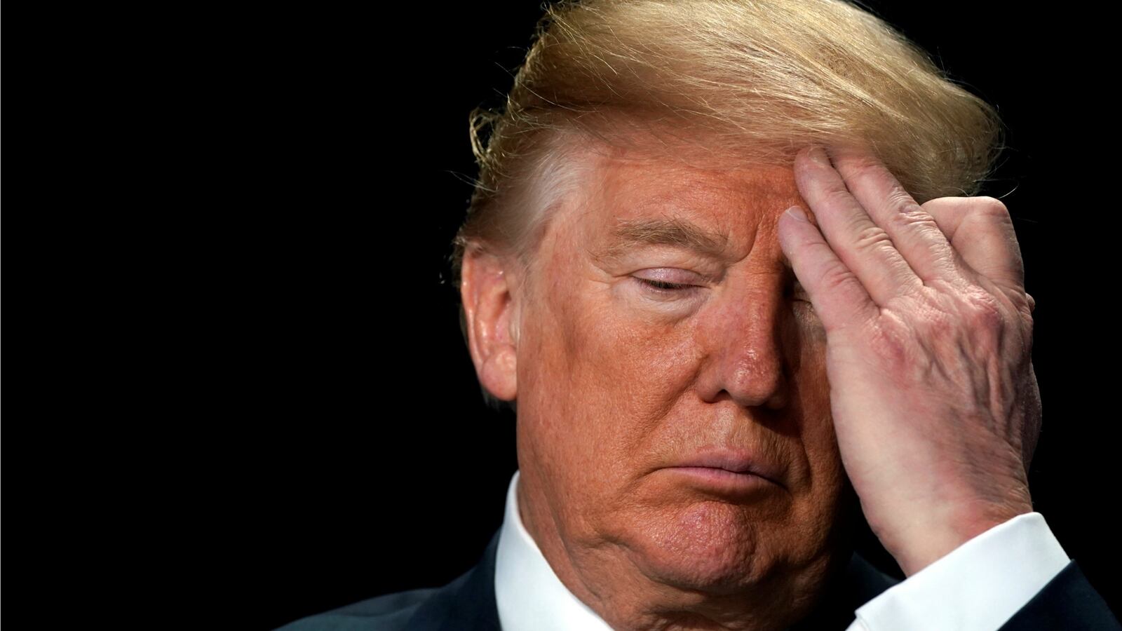 180208-trump-priebus-kelly-complaints-cheat_efftxg