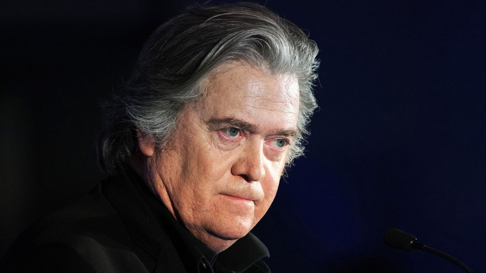 200915-Lachlan-Rawnsley-steve-bannon-tease_tqdcsw