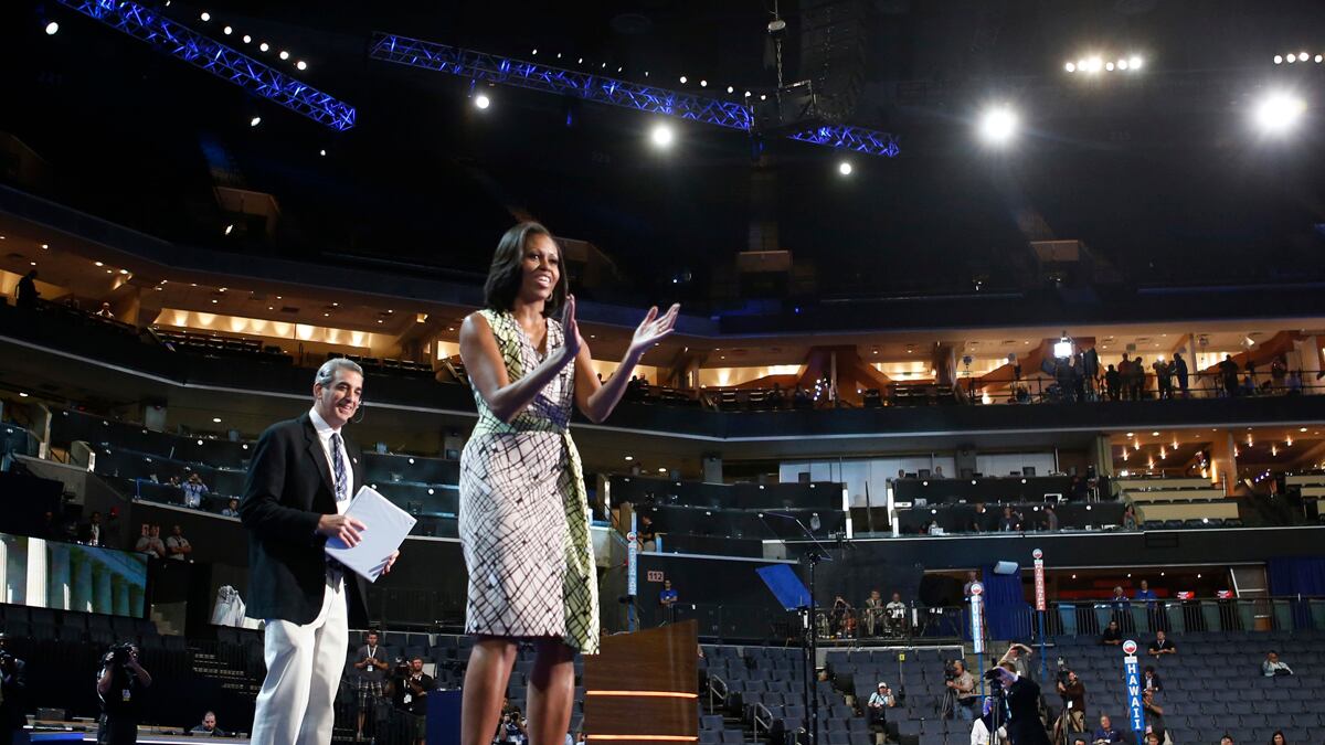 articles/2012/09/04/michelle-obama-tammy-duckworth-make-media-rounds-ahead-of-democratic-convention/dnc-drum-roll-grove_wot1ip