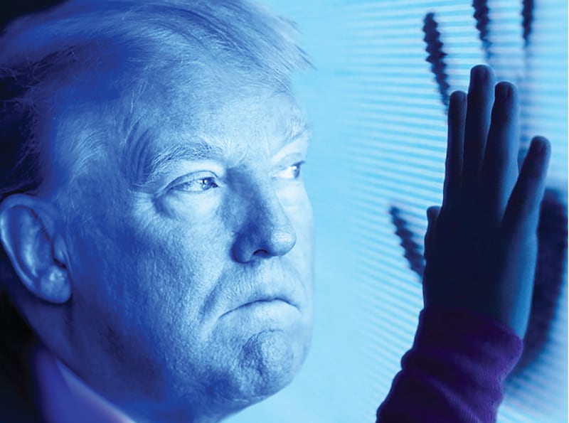 galleries/2015/10/12/here-s-donny-donald-trump-makes-classic-horror-films-more-terrifying/151012-trump-horror-05_rukp1k