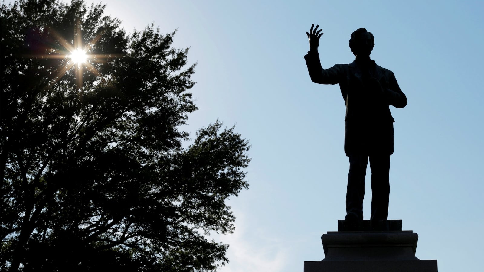 ReutersBrian_Snyder_fbpyk2