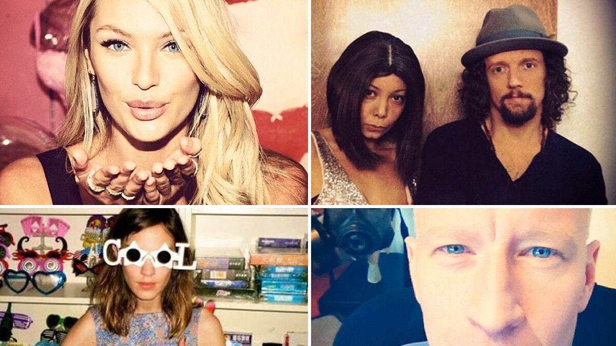 galleries/2012/08/05/kim-kardashian-mc-hammer-more-celebrity-twitter-pictures-photos/twitpics-120805-tease-embed_ola8oi